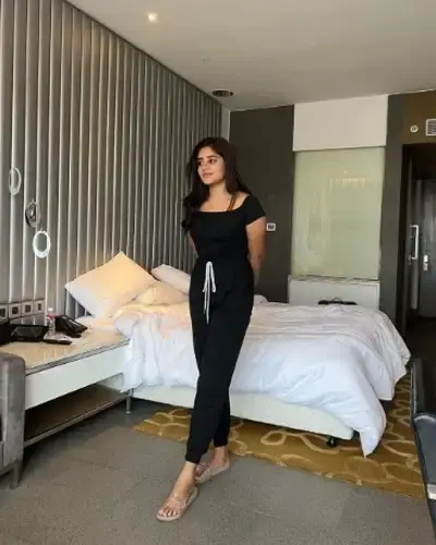 Call Girls Berasia Cash On Delivery